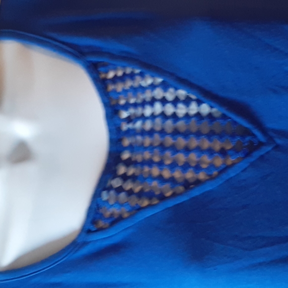 LANE BRYANT BLUE DECORATIVE CUT OUT AT NECK. SIZR 18//20 - Picture 2 of 9